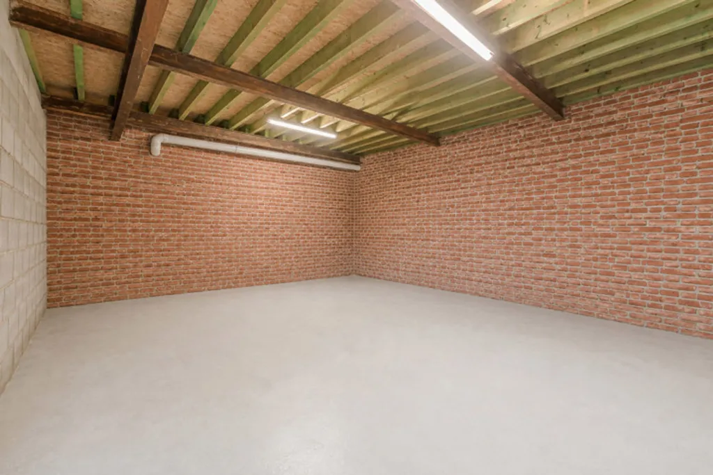 Garaaž - Spacious House on Corner Plot near Dutch Border