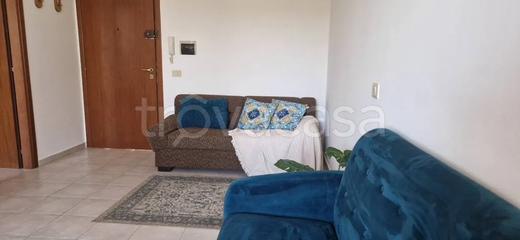 Elutuba - Seafront Apartment with Parking in Latina