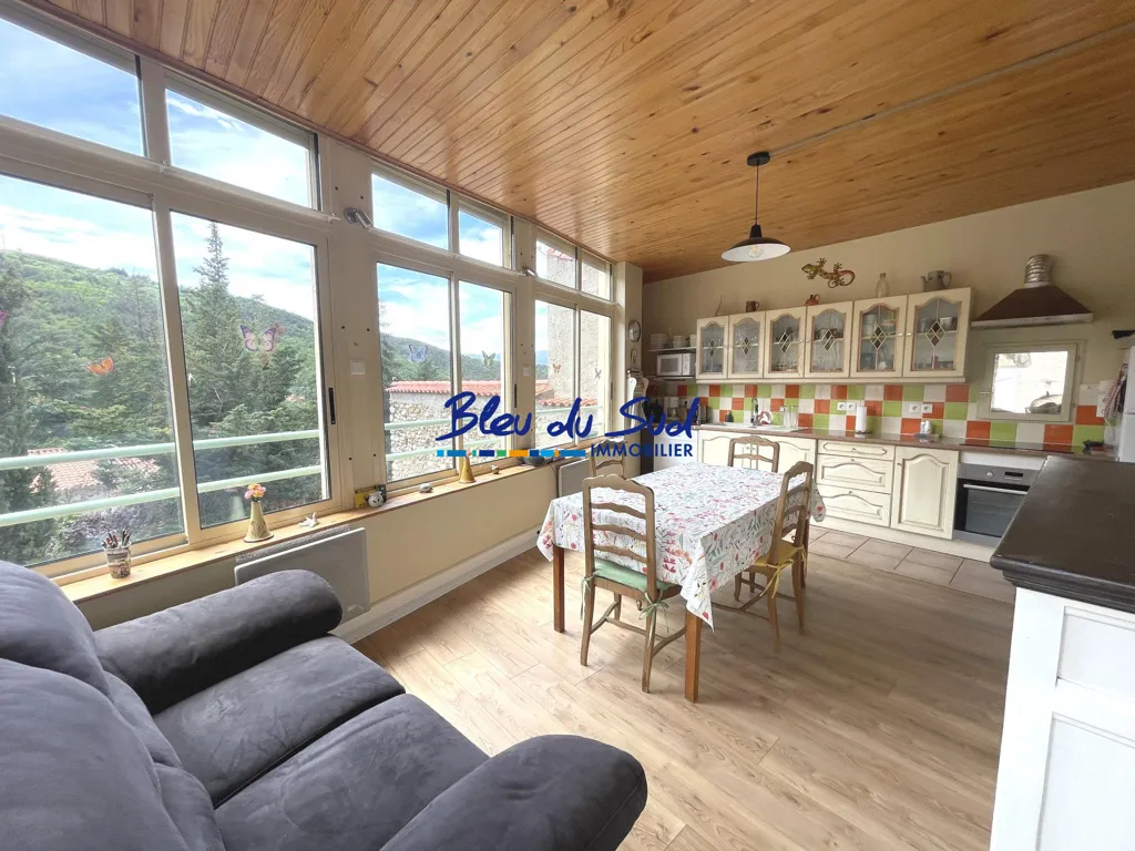 Söögituba - Bright T2 Bis Flat with Terrace in 96000