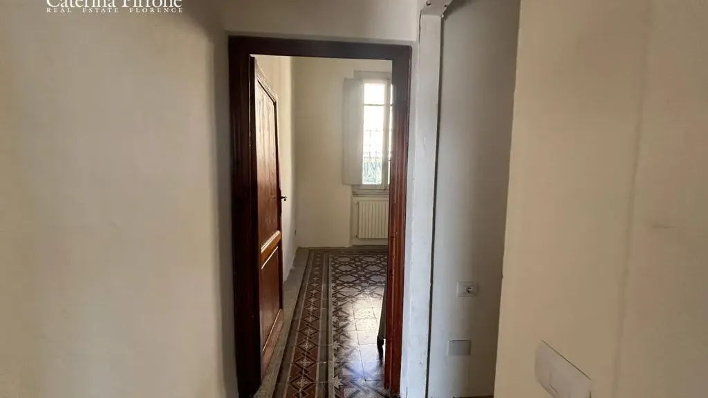 Entrée - Rustic Townhouse with Balcony in Antella