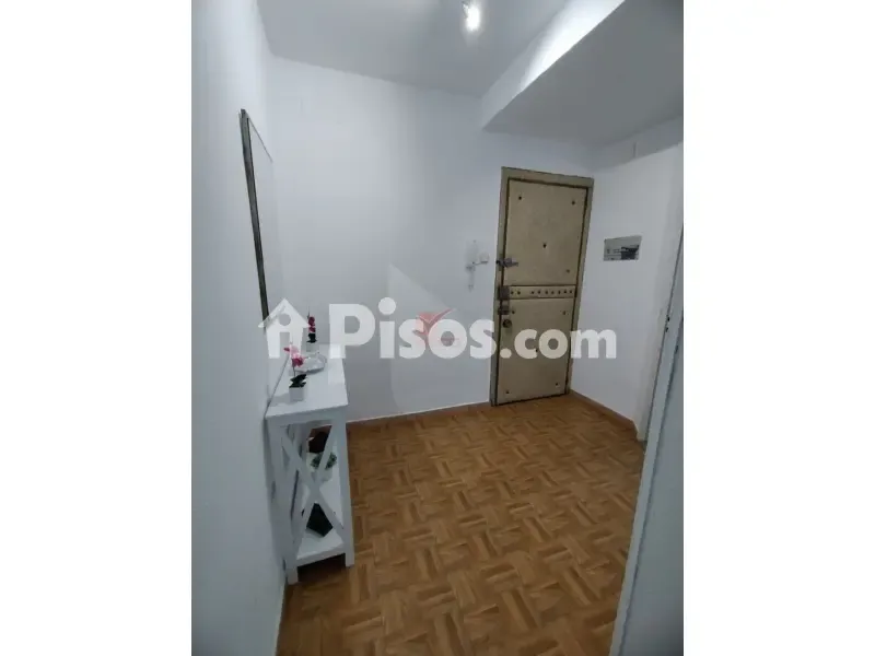 Hallway - Furnished Flat with Terrace in City Centre