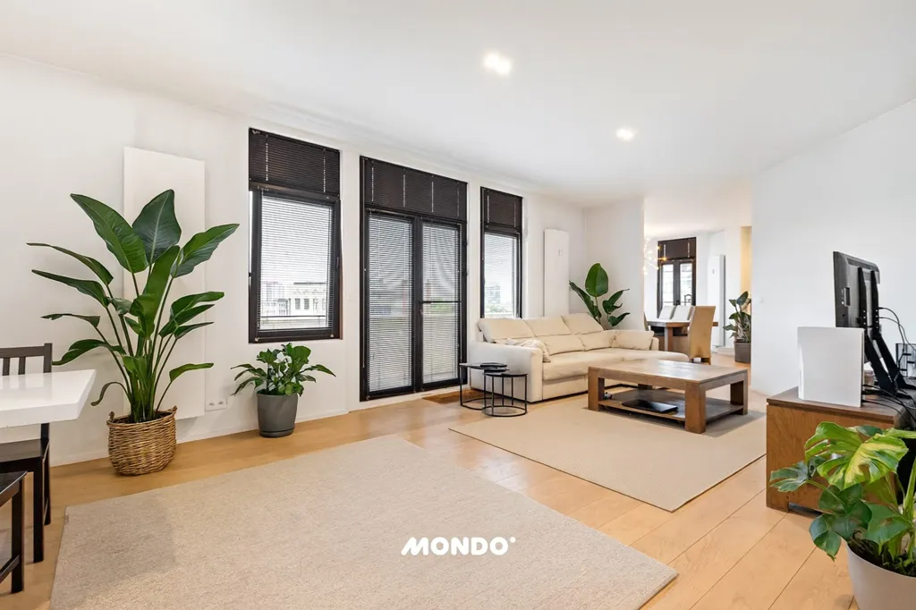 Elutuba - Penthouse with Panoramic View in Antwerp