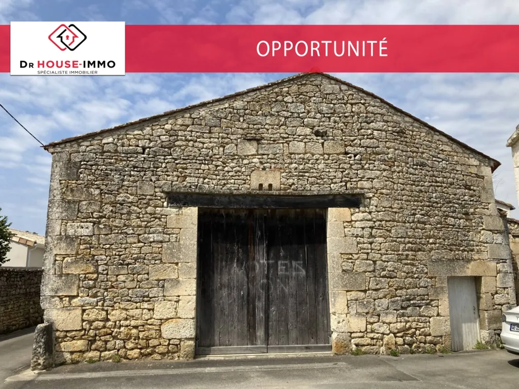 Välivaade - Restoration-Ready Barn in Soyaux Village