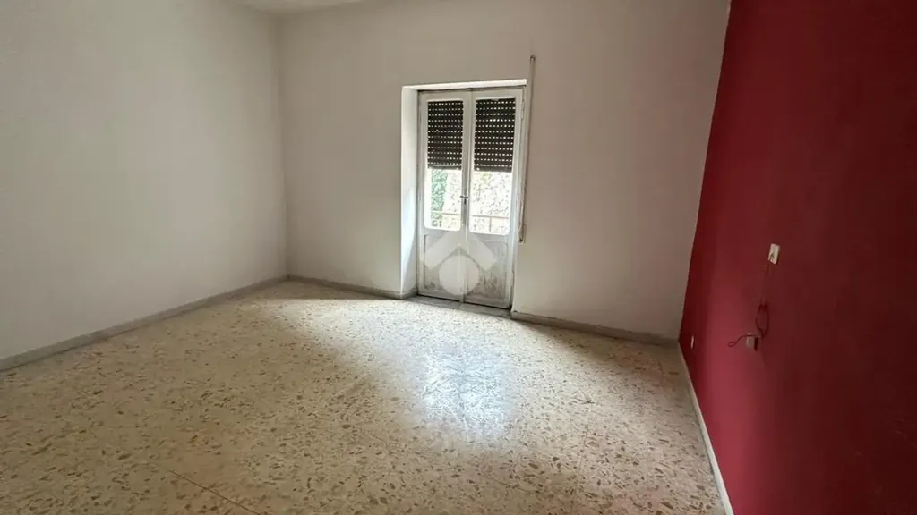 Toad - Three-Level Villa with Garden in Artena