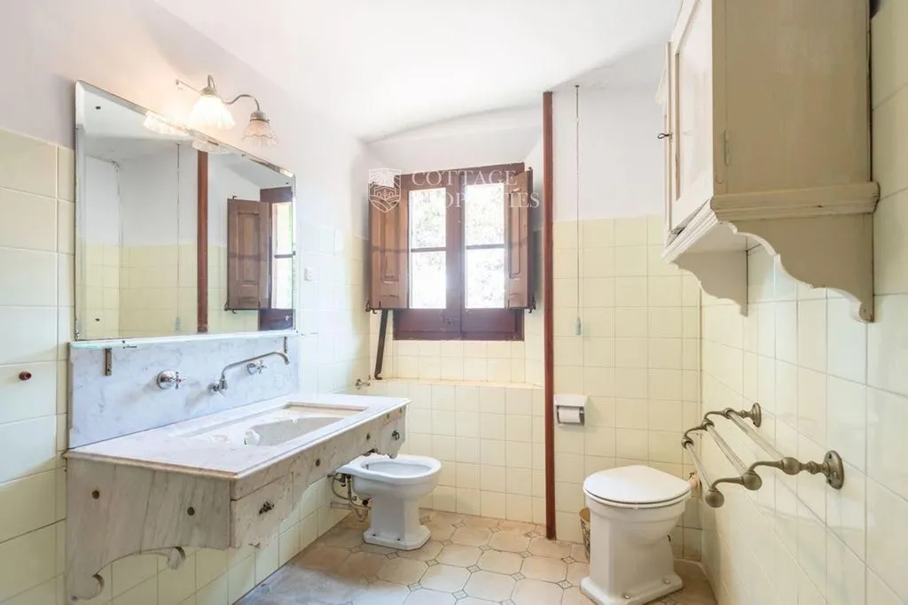 Vannitoad - Luxury Farmhouse with Heritage in Llagostera