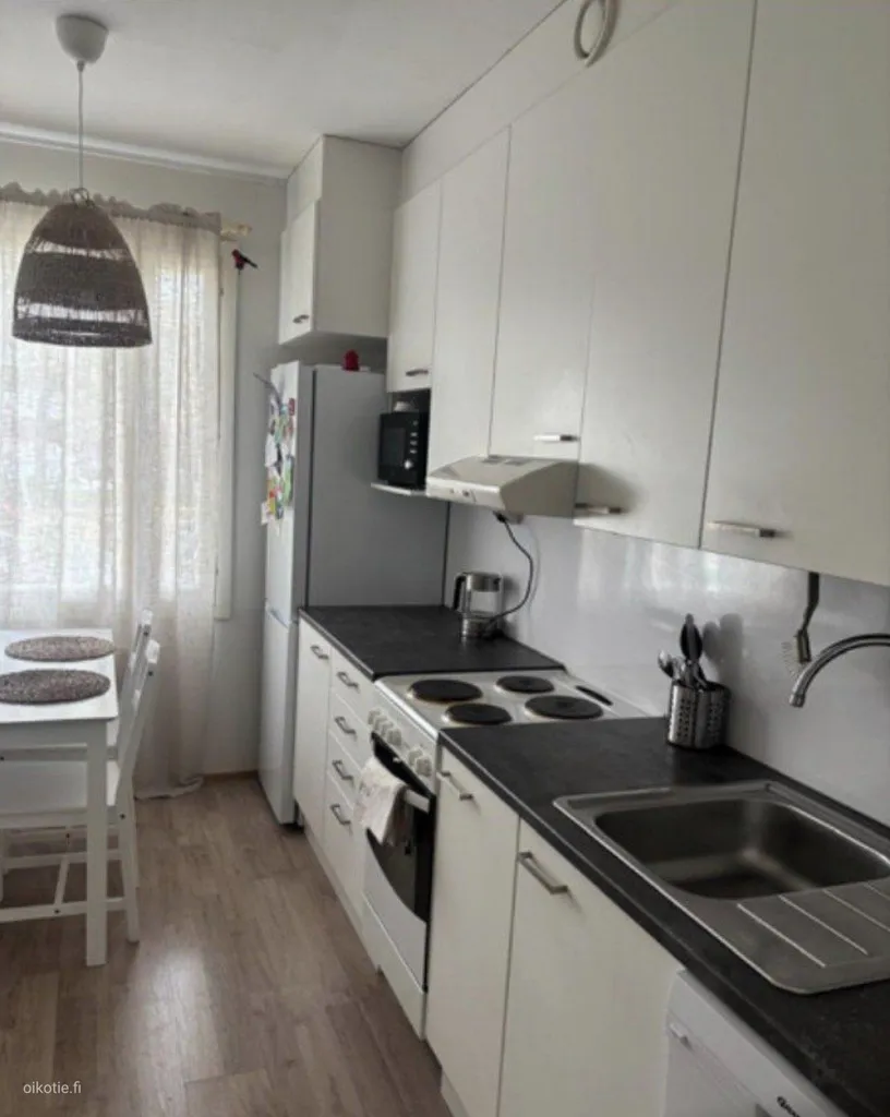 Cucina - Terraced Flat with Balcony in Nummi, Turku