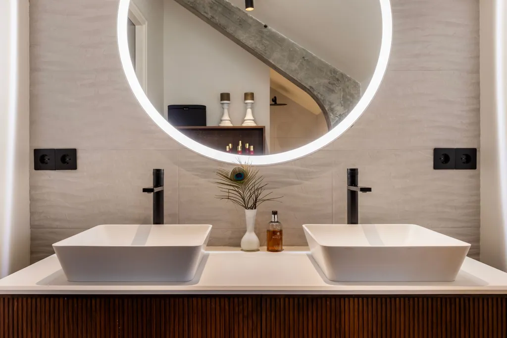 Salles de bain - Luxury Loft with Garden in Westmaas
