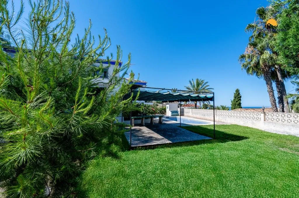 Aed - Luxury Villa with Pool in Almuñécar