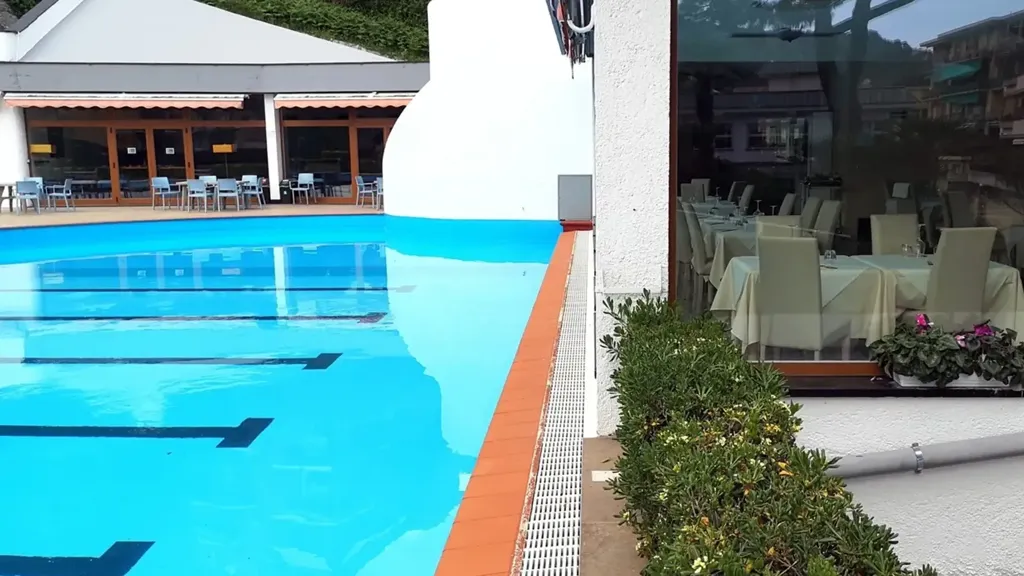 Piscina - Apartment with Sea View in Rapallo