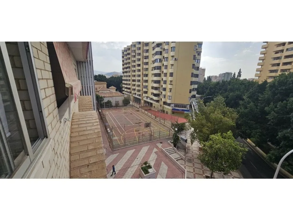 Rõdu - Luxury Flat with Glazed Terrace in Carranque, Málaga
