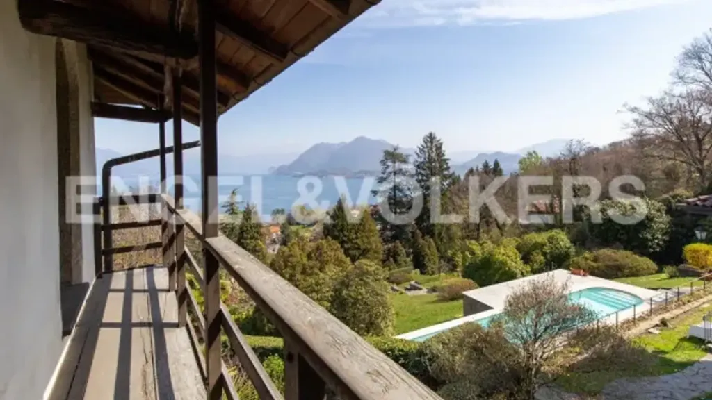 Balcon - Villa with Lake View in Stresa
