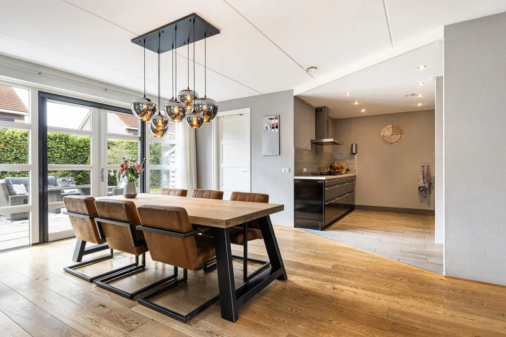 Sala da pranzo - Luxury Detached House with Garden in Dokkum