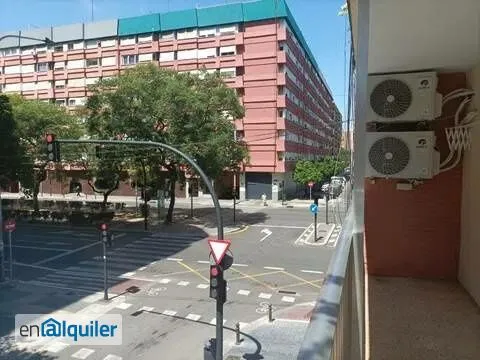 Rõdu - Student Flat with Balcony in Ciutat Jardí, Valencia
