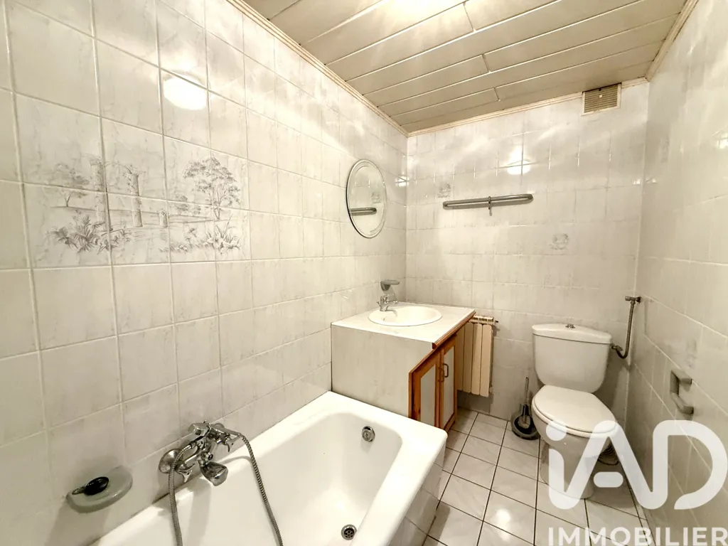 Salles de bain - Maison de Village avec Jardin à Spicheren