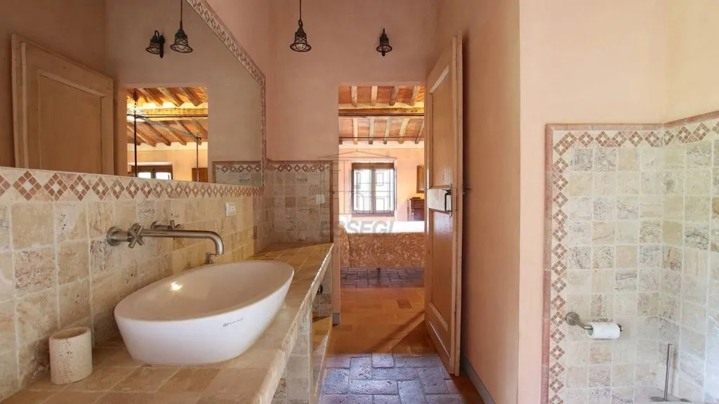 Vannitoad - Rustic Tuscan Farmhouse with Pool near Lucca