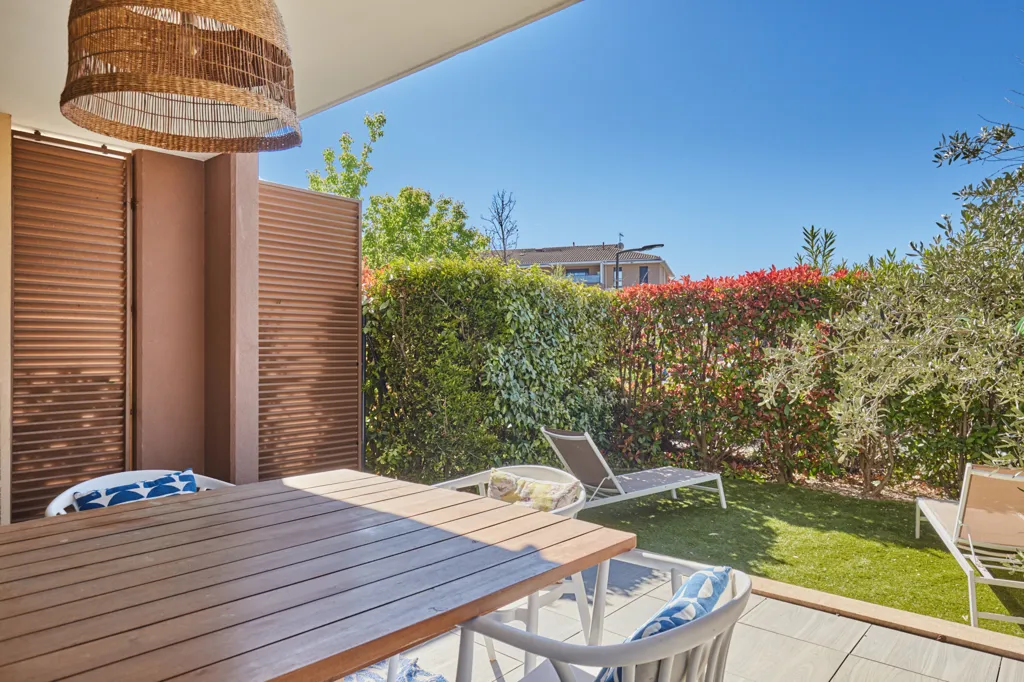 Terrass - Bright T3 with Garden in Bagatelle, Aix-en-Provence