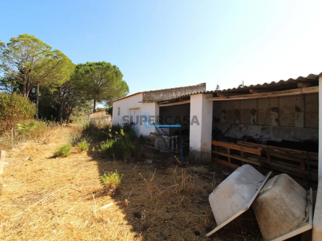 Aed - Algarvian Villa with Golf Course Proximity in Silves