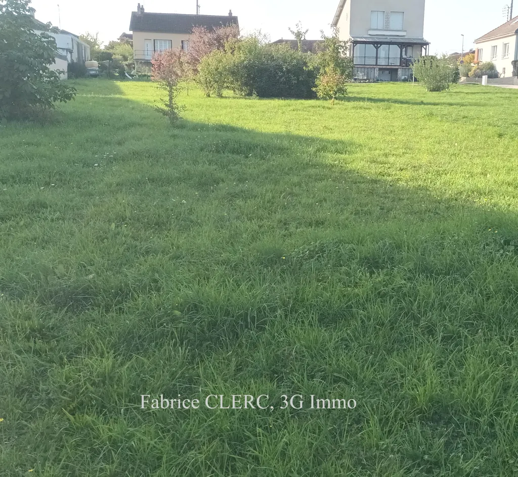 Aed - Constructible Plot with Dégagée View in Auxerre