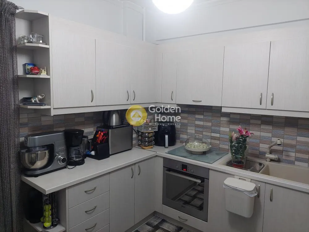 Cuisine - Apartment with Balcony in Piraeus