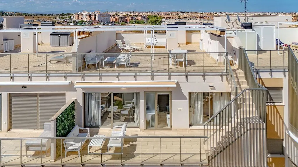Terrass - Penthouse with Pool in Campos de Golf