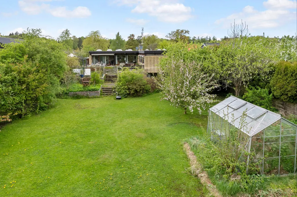Jardin - Villa with Garden in Holte