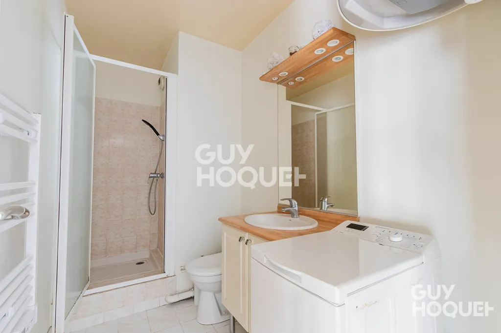 Salles de bain - Appartement T2 Calme à Morangis