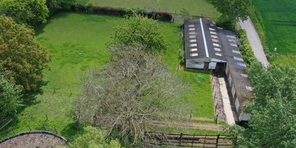Vista aerea - Complex with Pool in Opprebais