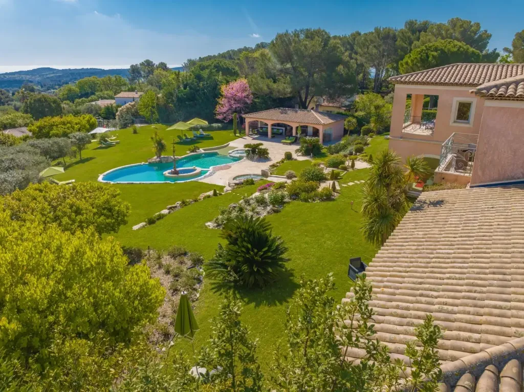Õhuvaade - Contemporary Bastide with Pool in Quiet Setting