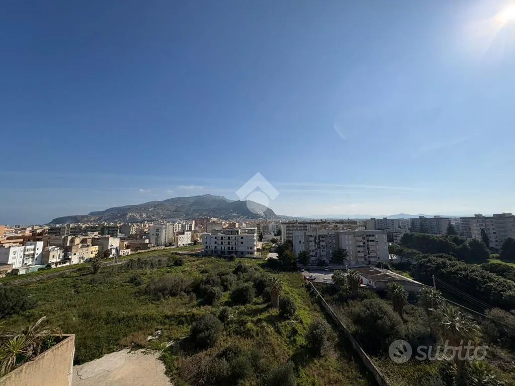 Attic with Terrace in Trapani