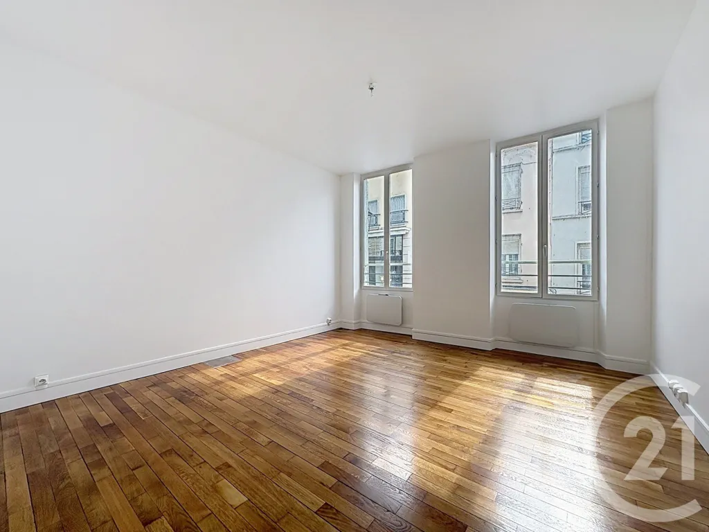Stanze - 1-Bedroom Flat with Balcony in Melun