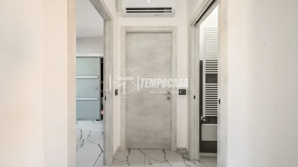 Esik - Panoramic Apartment with Garage in Vignola