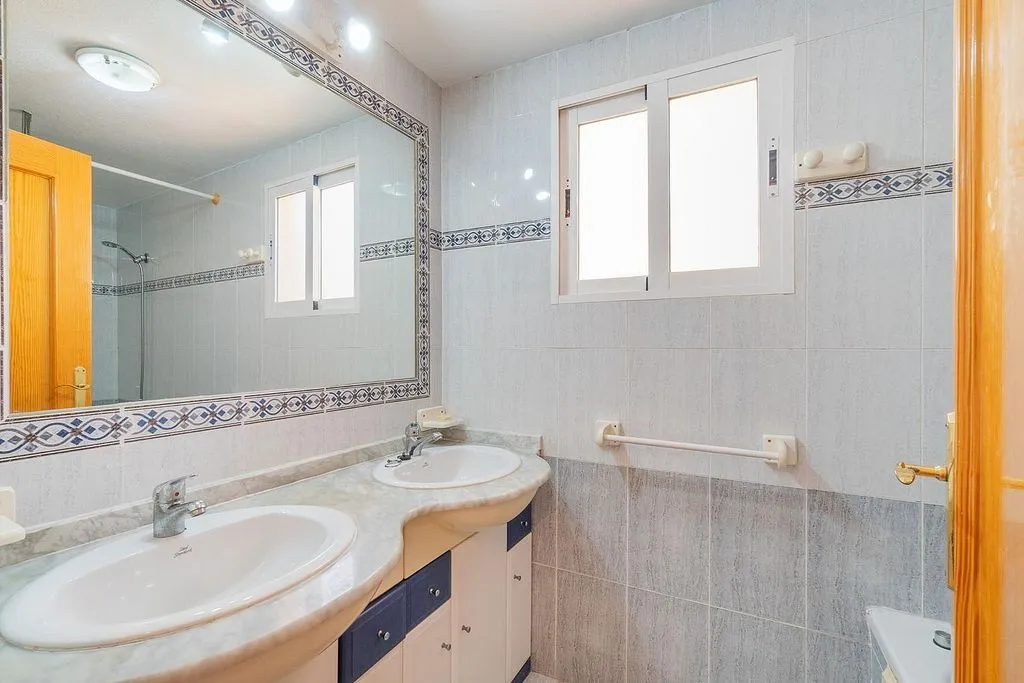 Salles de bain - Duplex with Pool and Terrace in La Zenia