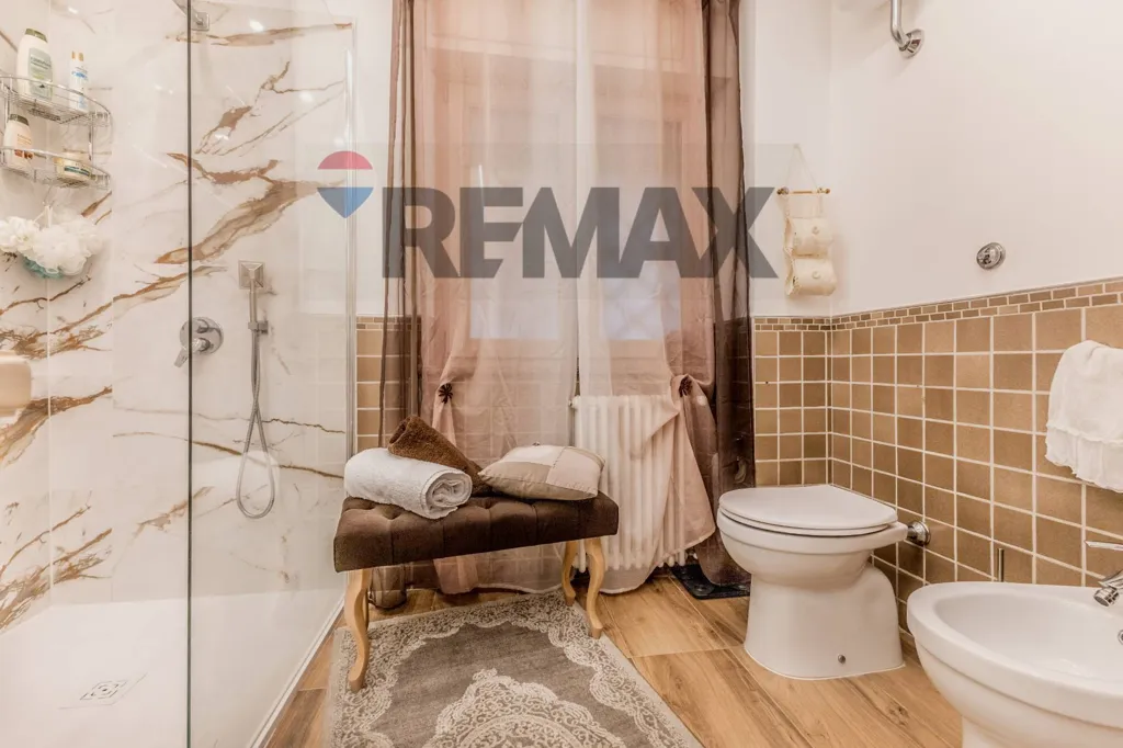 Salles de bain - Ristrutturato Triplex with Terrace in Roma