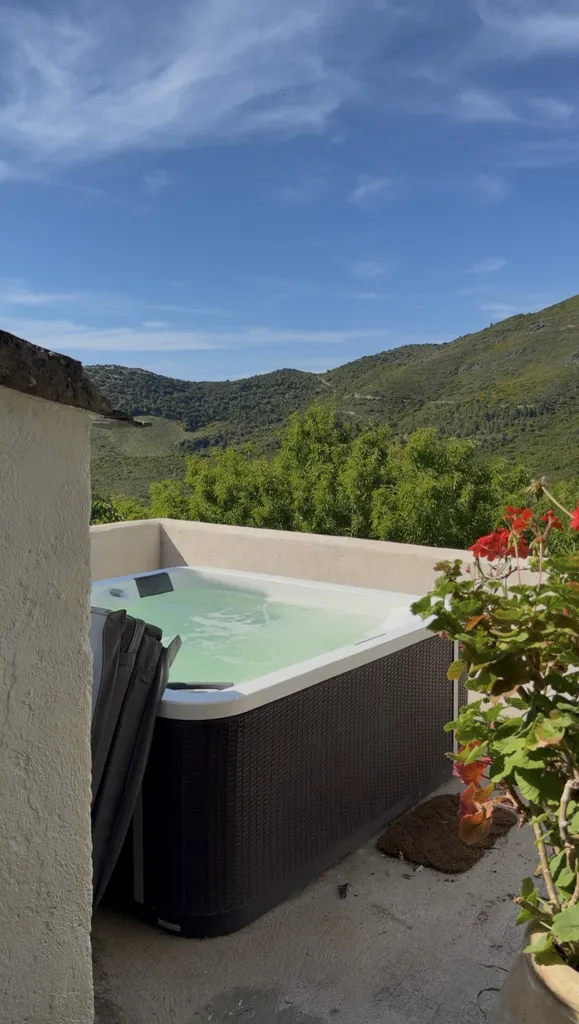 Terrasse - Maison de Village avec Jacuzzi à Barbaggio