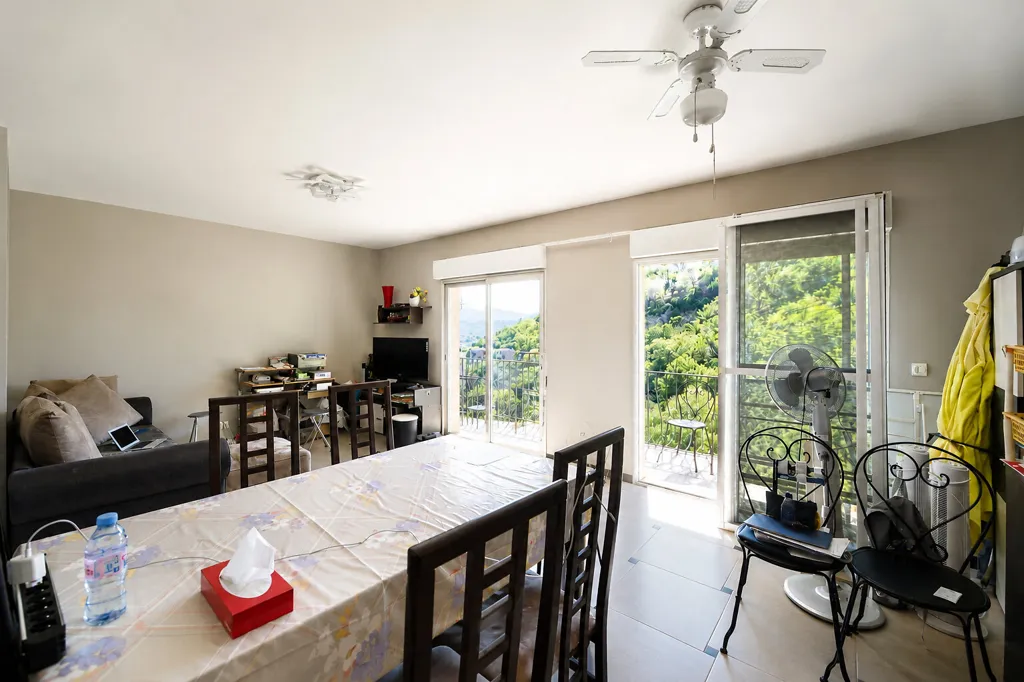 Salle à manger - Maison avec Terrasse et Vue sur les Hauts de Mandelieu