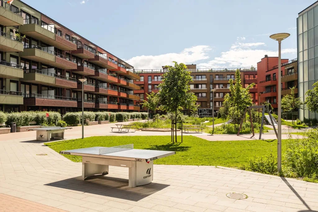 Garden - 3-Bedroom Apartment with Garden Access in Oslo
