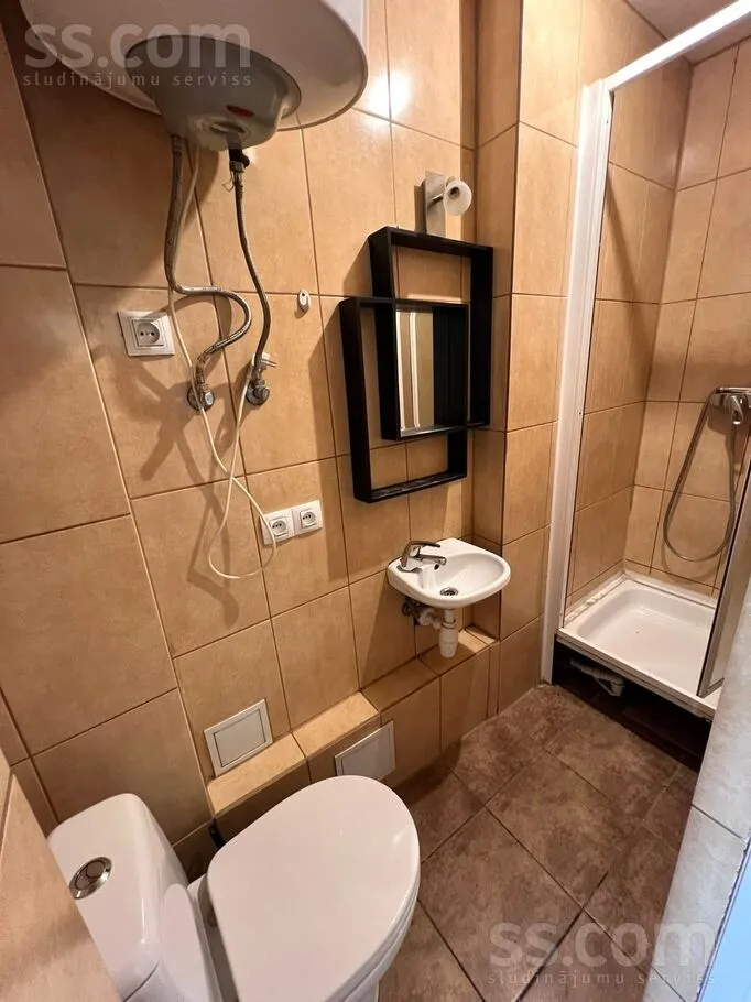 Vannitoad - Apartment with Central Heating in Riga Centre