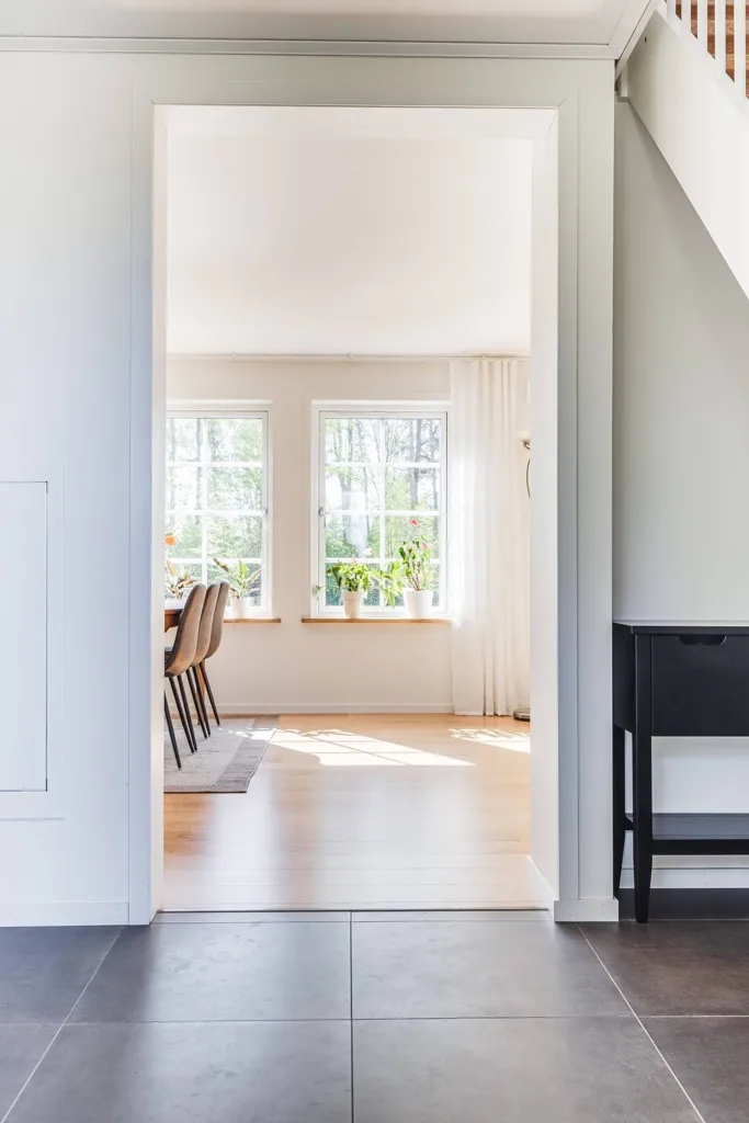 Entrée - Architectural Villa with Lake View in Järnevid