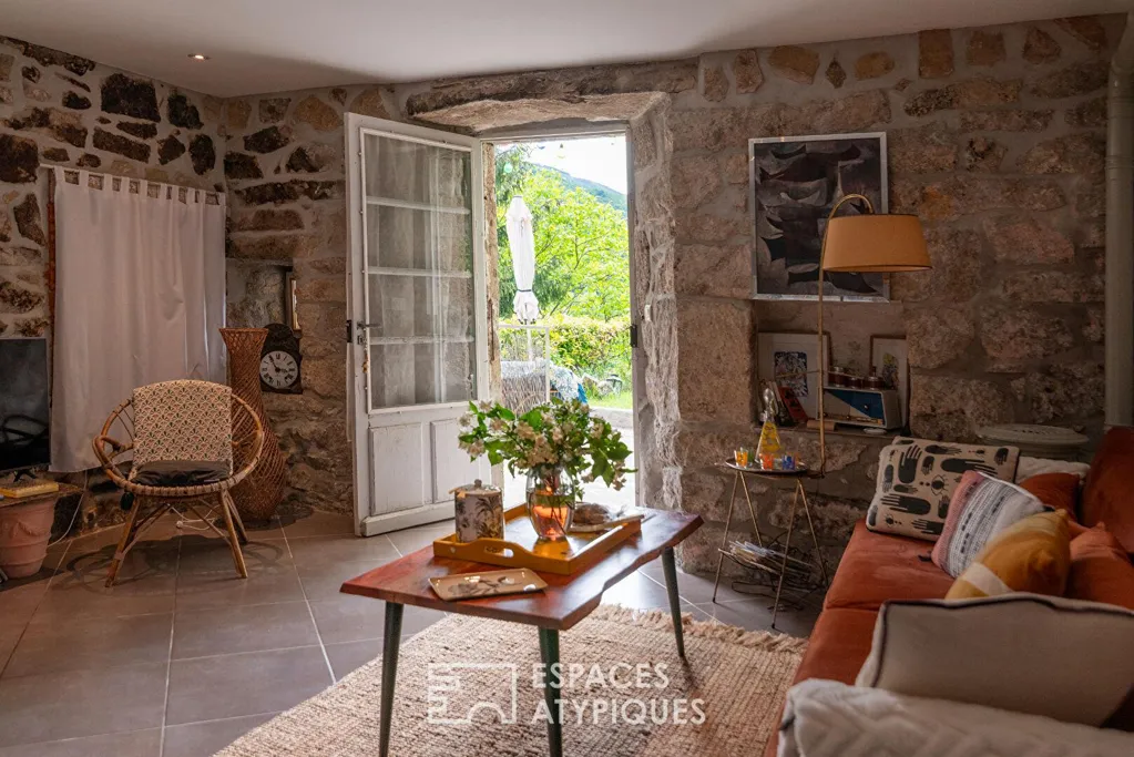 Elutuba - Historic Millhouse with River View in Burzet