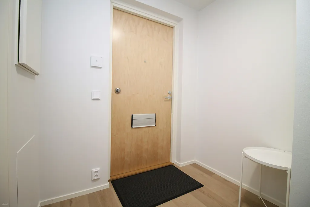 Ingresso - Furnished Studio with Kitchen in Turku