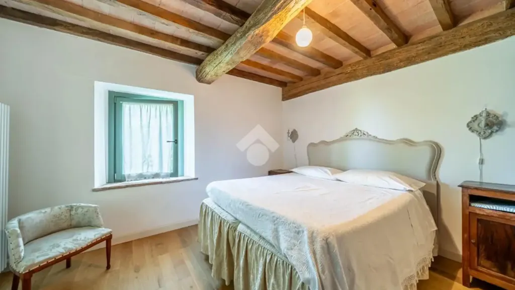 Chambres - Restored Rustico with Garden in Serramazzoni