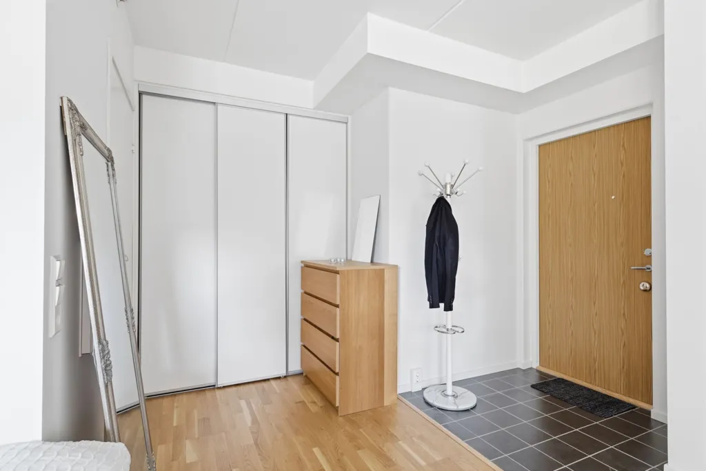Ingresso - Modern Studio with Balcony in Jönköping