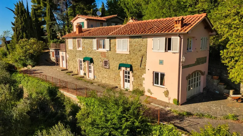 Õhuvaade - Charming Rustico with Pool in Reggello