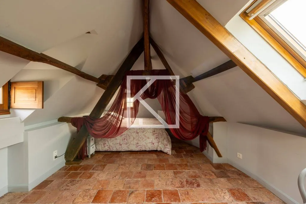 Pièces - Maison de Luxe avec Piscine à Chevillé