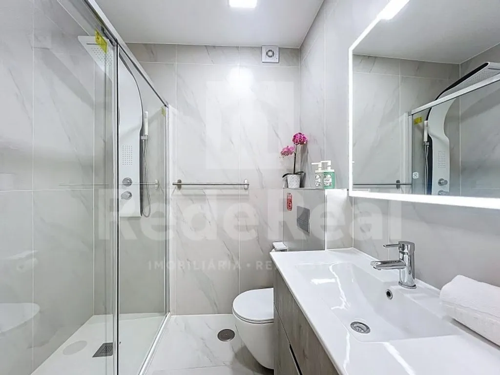 Salles de bain - Luxury Semidetached House with Loggia in Albufeira
