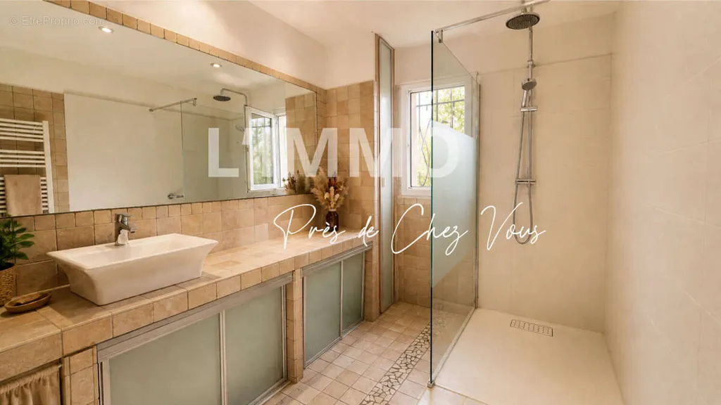Maison 5 pièces à Marseille-11e