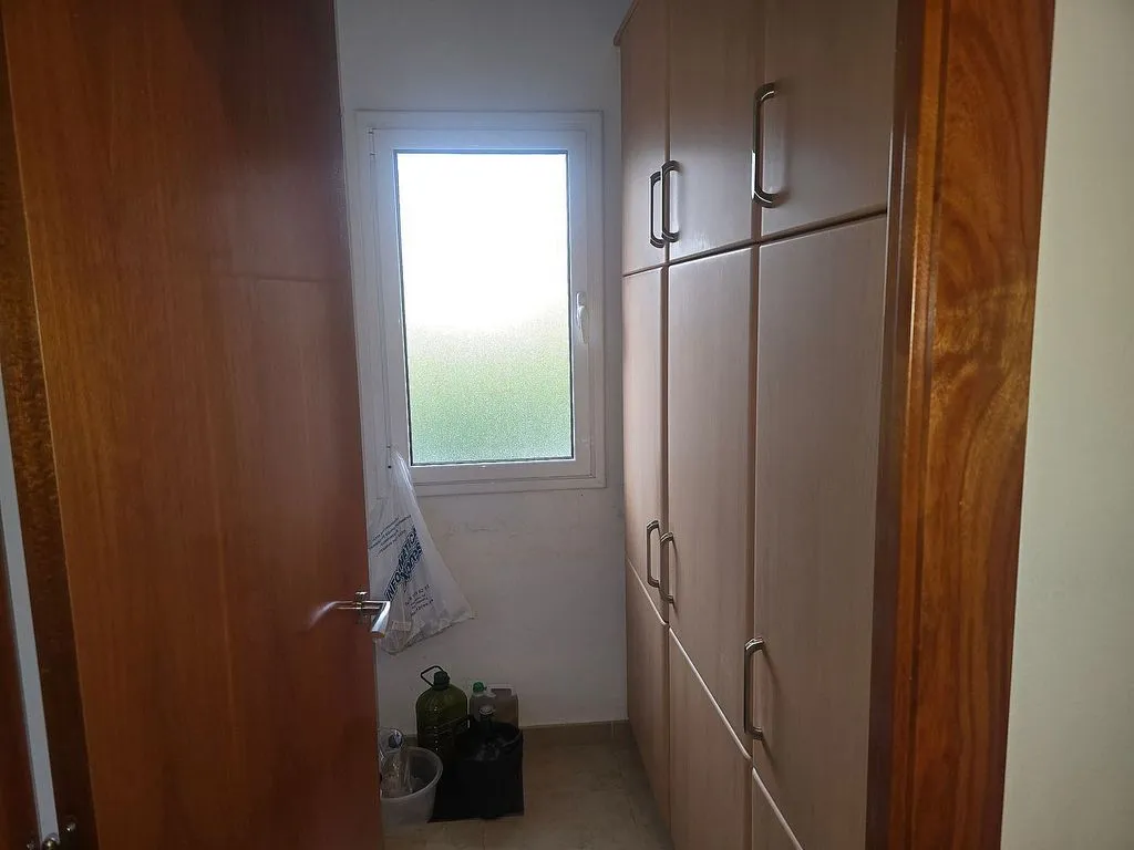 Pièces - Luxury Detached House with Wellness Features in Sabadell