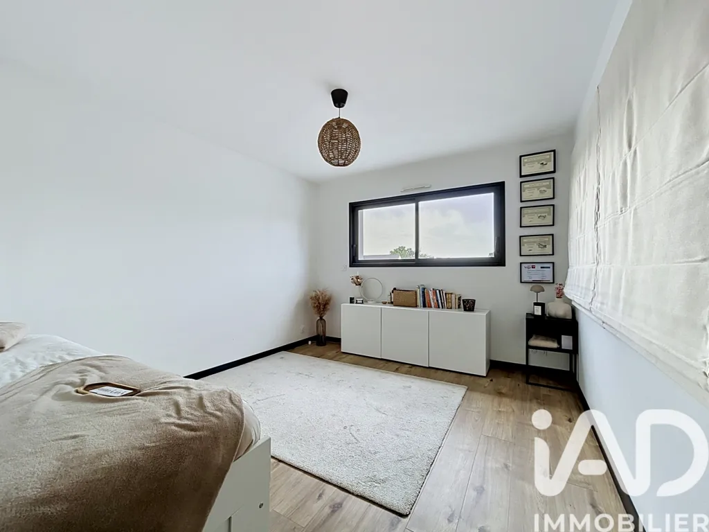 Magamistoad - Contemporary House with Pool near Rennes