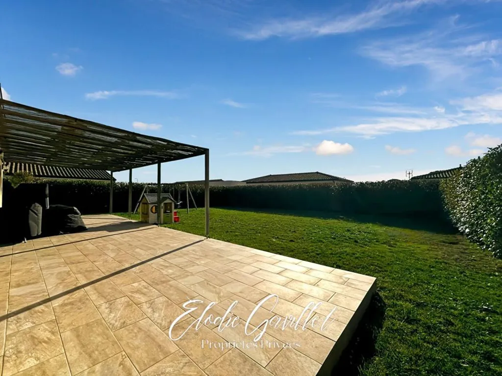 Jardin - Villa Moderne avec Jardin à Pennautier