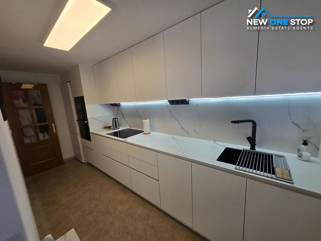 Cuisine - Penthouse with Sea View and Rooftop Pool in Garrucha